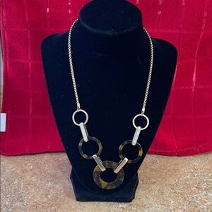 TIME AND TRUE women's chunky acrylic rhinestone gold brown necklace new